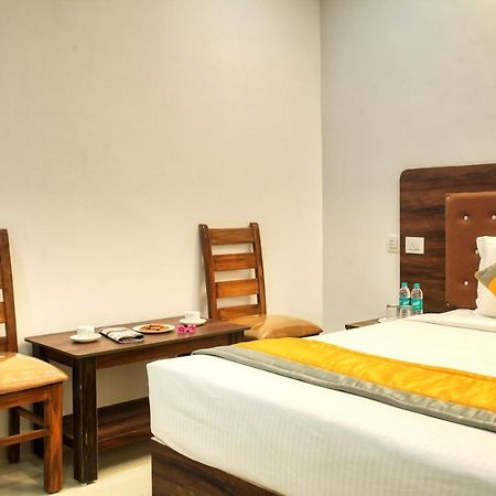 Visa Inn Transit Stay With Airport Transfer Bangalore Esterno foto