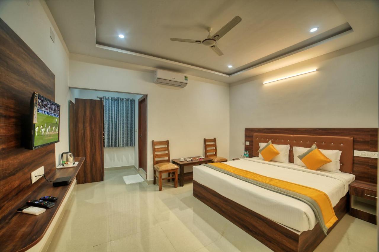 Visa Inn Transit Stay With Airport Transfer Bangalore Esterno foto